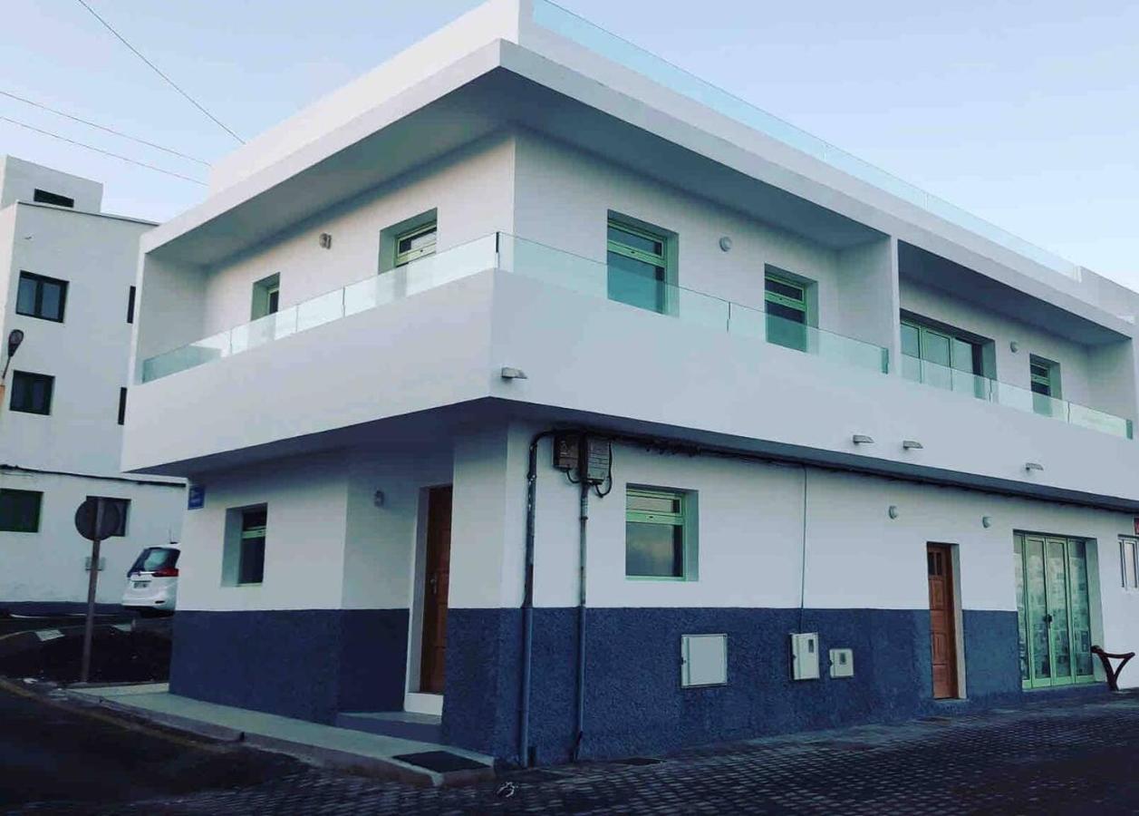 Casa Anclada En La Santa- 4 Apartamentos Frente Al Mar- 1ª Linea Solarium Barbacoa エクステリア 写真