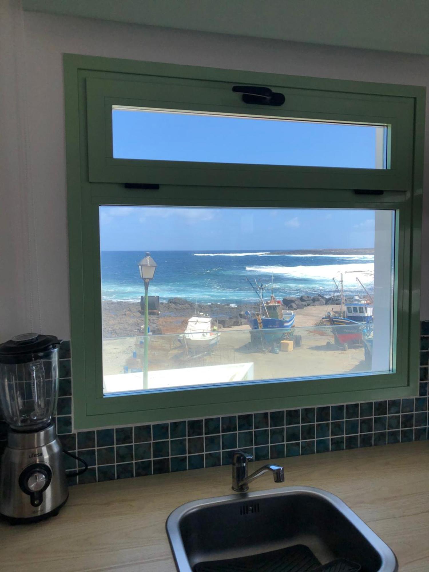 Casa Anclada En La Santa- 4 Apartamentos Frente Al Mar- 1ª Linea Solarium Barbacoa 部屋 写真